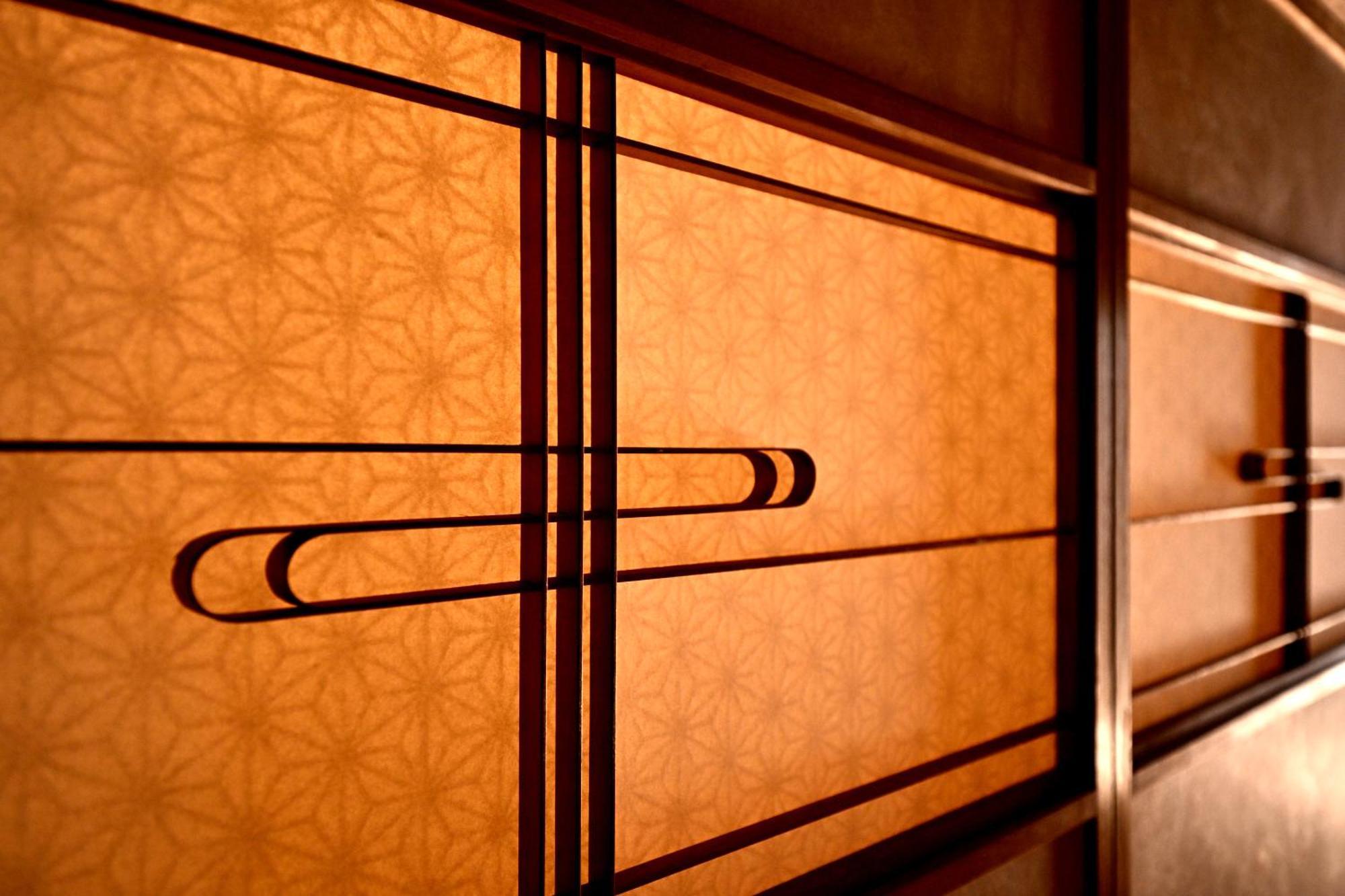 Hideaway Tabaki